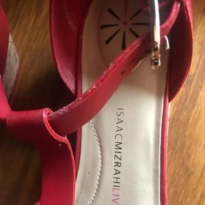 Isaac Mizrahi Shoes - Sandals Isaac Mizrahi Shoes - Sandals